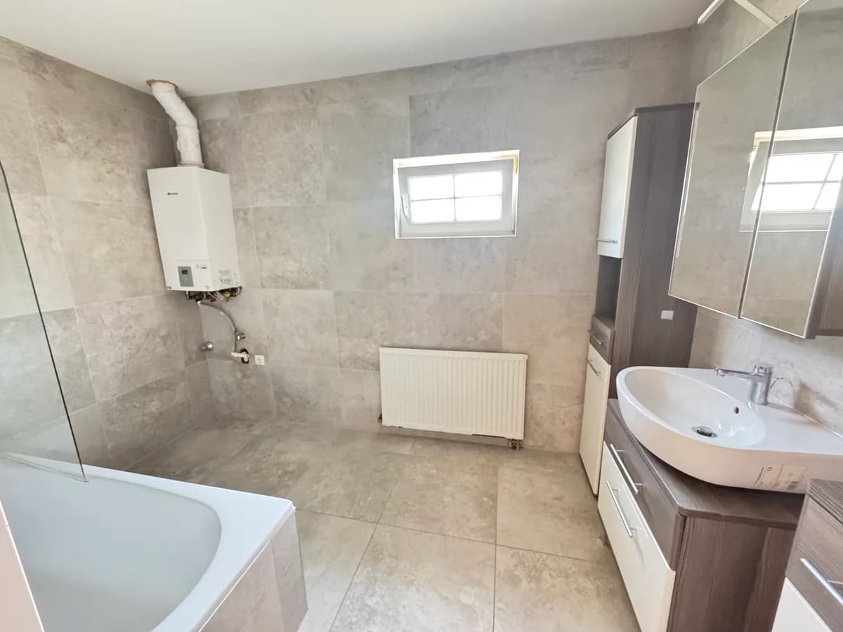 3-Zimmer-Wohnung mieten in Wiener Neustadt – 79,42 m², € 850 – Bild 3 von 9