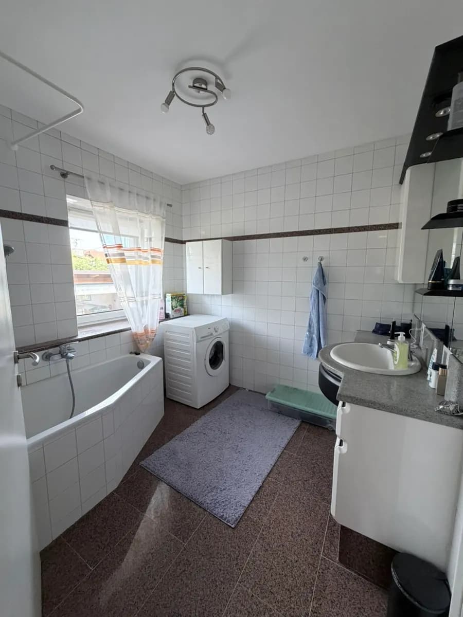 2-Zimmer-Wohnung mieten in Wels-Land – 60 m², € 700 – Bild 2 von 8