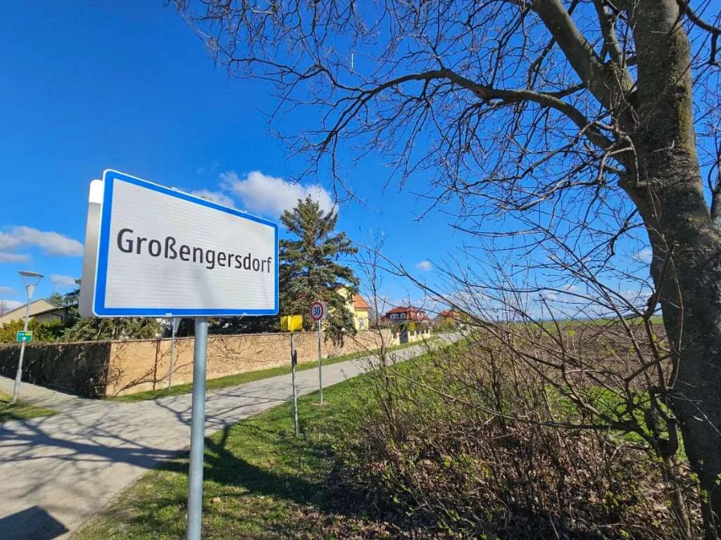 Grundstück kaufen in Mistelbach – 400 m², € 295 – Bild 2 von 9