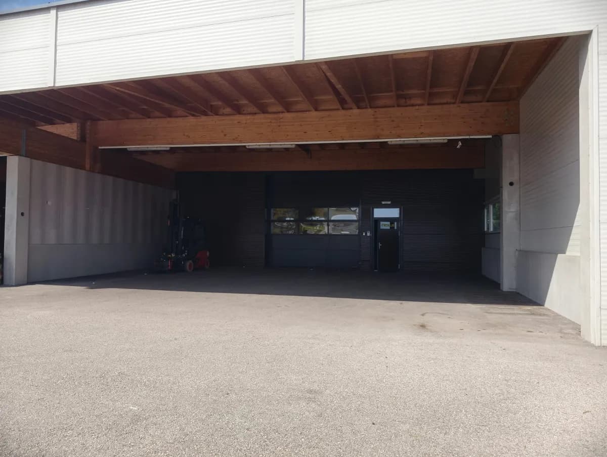 Gewerbeimmobilie mieten in Wels-Land – 410 m², € 3.600 – Bild 6 von 7