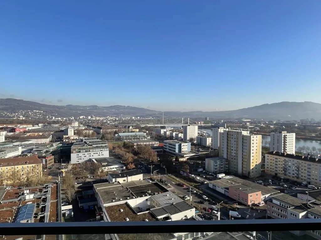 2-Zimmer-Wohnung mieten in Linz – 49 m², € 997 – Bild 3 von 6