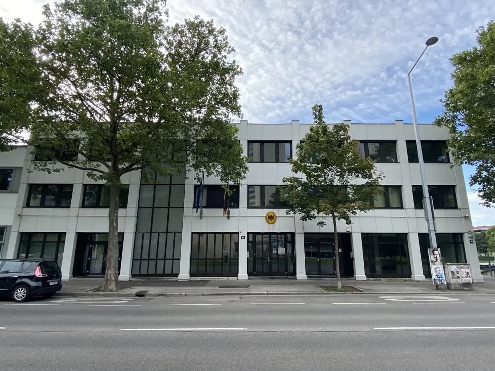 Gewerbeimmobilie mieten in Wien – 625 m², € 11 – Bild 1 von 8