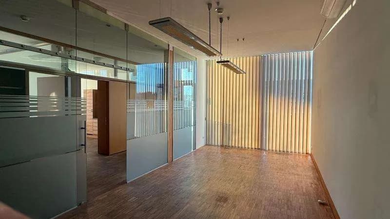 Gewerbeimmobilie mieten in Steyr – 185 m², € 1.126
