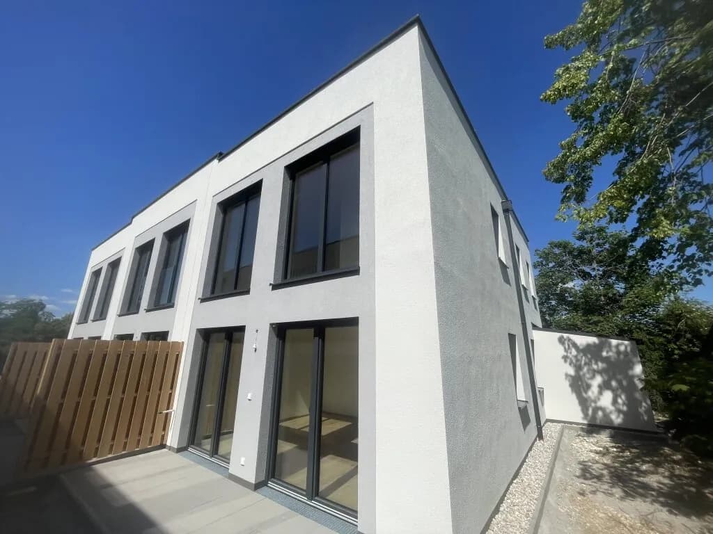 4-Zimmer-Haus mieten in Linz – 90 m², € 1.848 – Bild 2 von 17