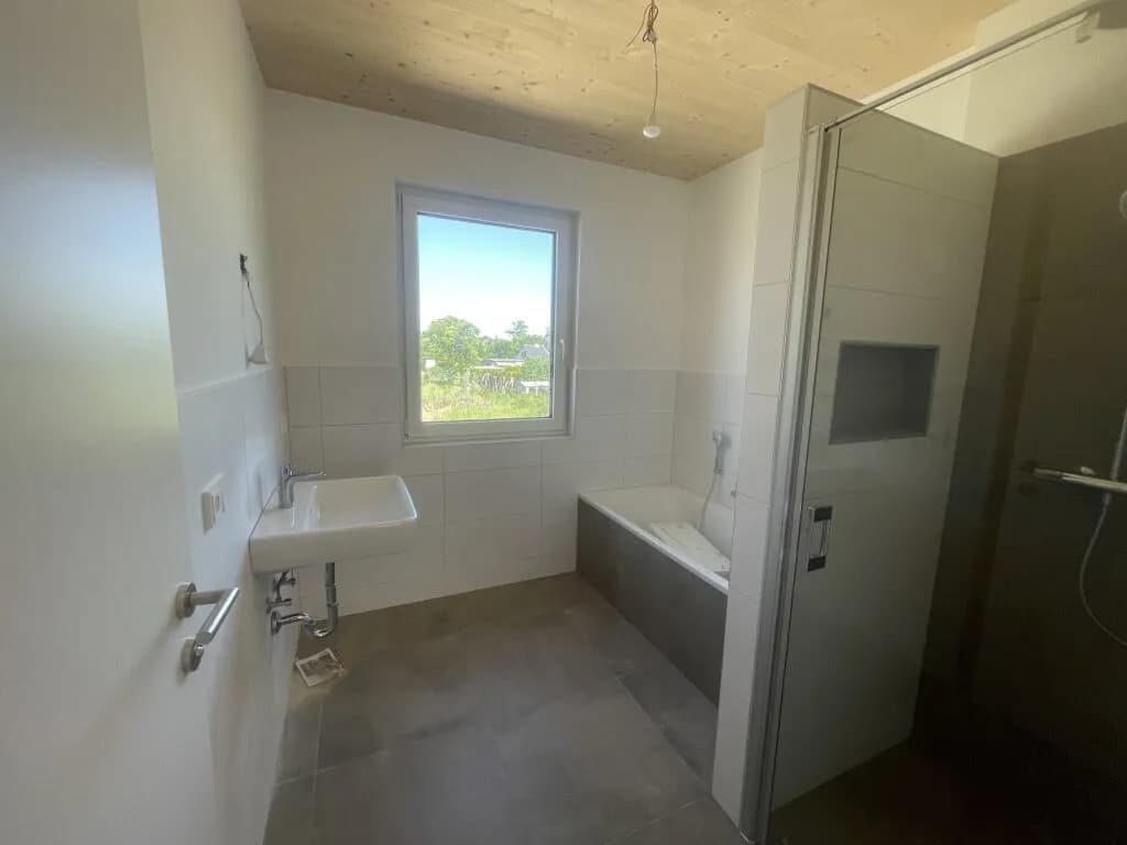 4-Zimmer-Haus mieten in Linz – 90 m², € 1.848 – Bild 11 von 17