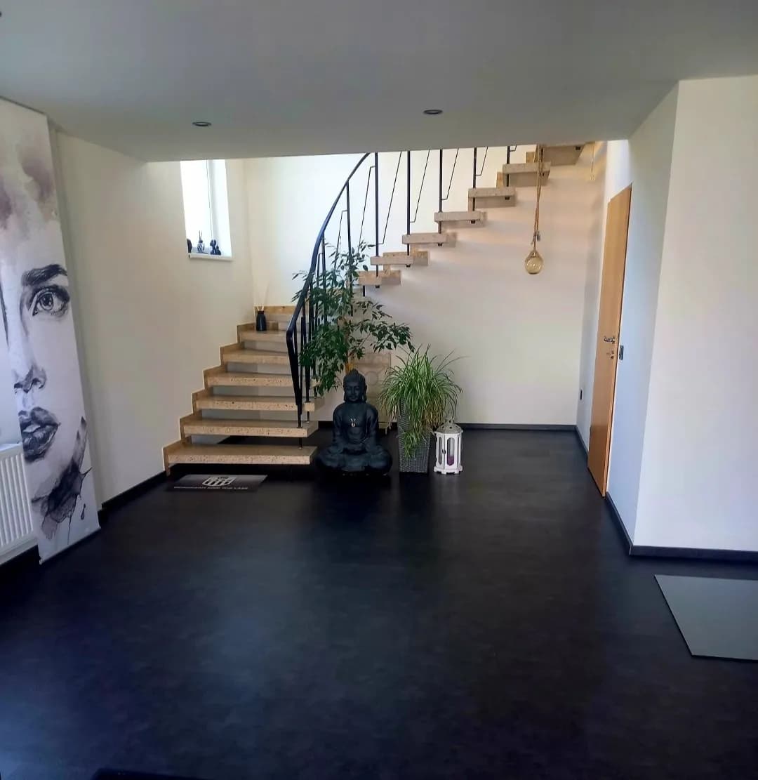 4-Zimmer-Haus kaufen in Waidhofen an der Thaya – 260 m², € 450.000 – Bild 2 von 16