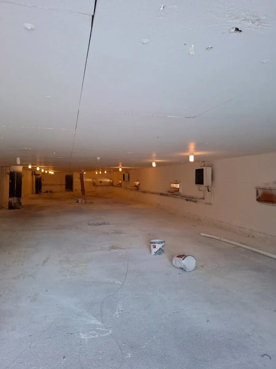 Immobilie mieten in Urfahr-Umgebung – 900 m² – Bild 2 von 3