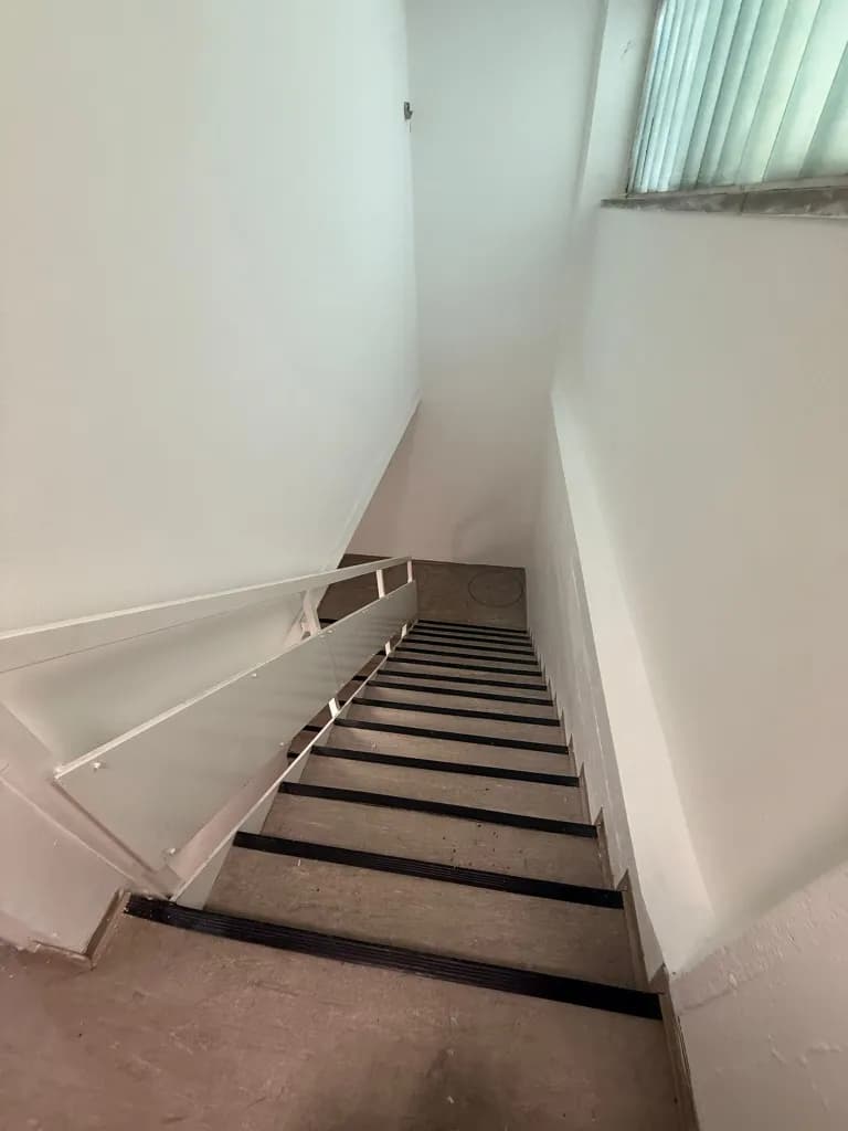 9-Zimmer-Gewerbeimmobilie mieten in Wien – 580 m², € 6.500 – Bild 8 von 13