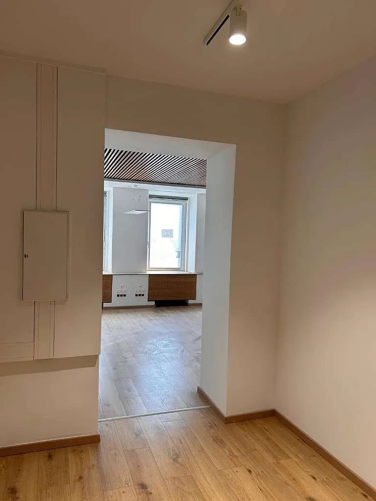 2-Zimmer-Gewerbeimmobilie mieten in Wien – 95 m², € 10 – Bild 7 von 12