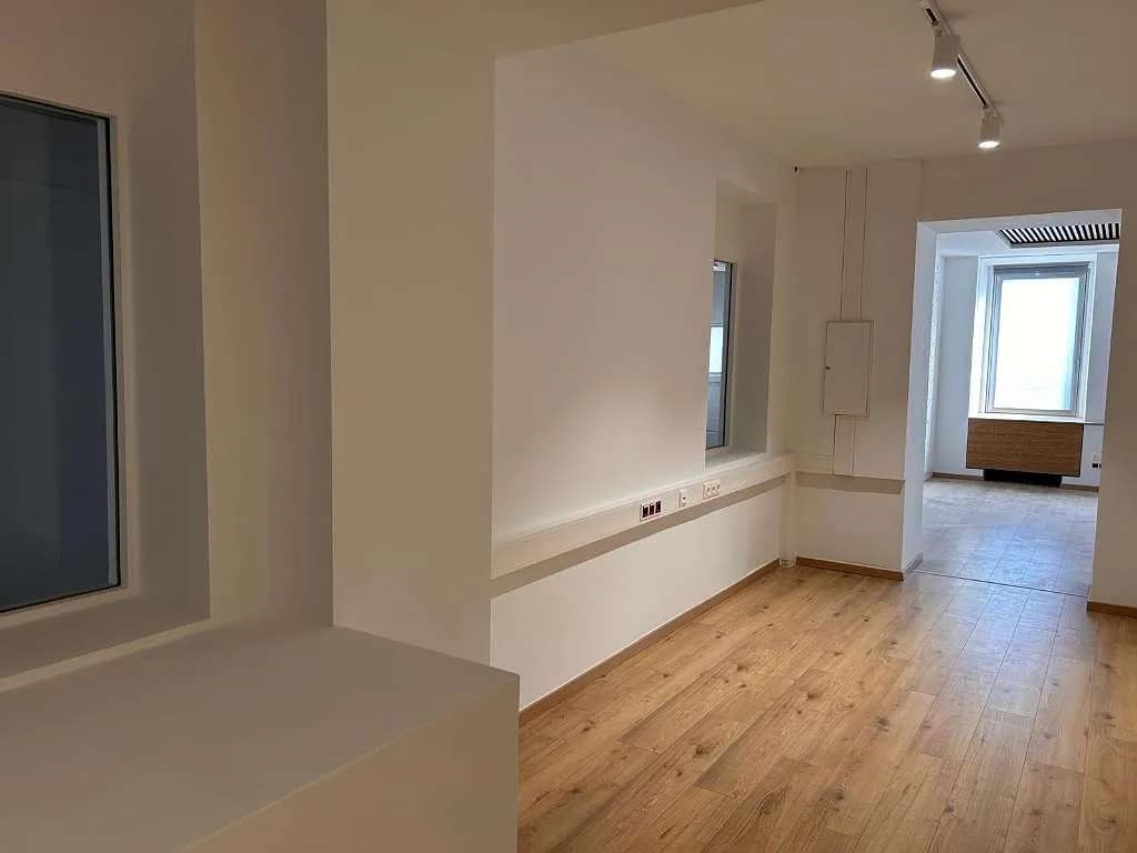2-Zimmer-Gewerbeimmobilie mieten in Wien – 95 m², € 10 – Bild 10 von 12