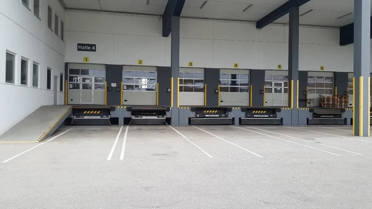 Gewerbeimmobilie mieten in Mödling – 200 m², € 11 – Bild 2 von 11