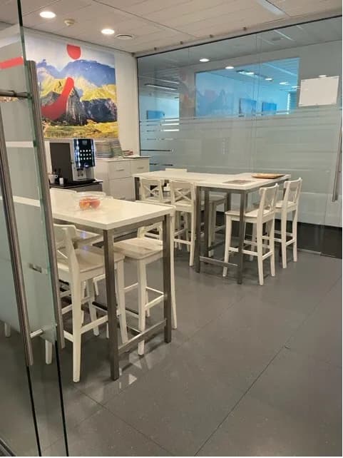 Gewerbeimmobilie mieten in Wien – 1 565 m², € 17 – Bild 4 von 10