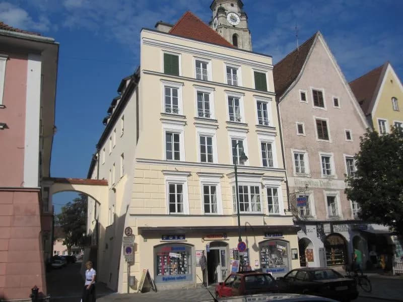 3-Zimmer-Wohnung mieten in Braunau am Inn – 97,06 m², € 844 – Bild 1 von 10