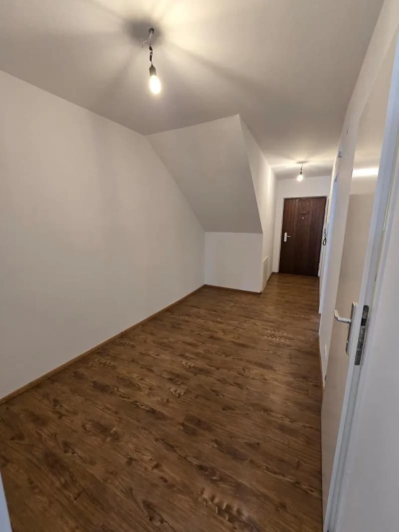 2-Zimmer-Wohnung mieten in Braunau am Inn – 61,93 m², € 622 – Bild 3 von 11