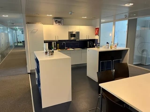 Gewerbeimmobilie mieten in Wien – 3 429 m², € 16 – Bild 3 von 10