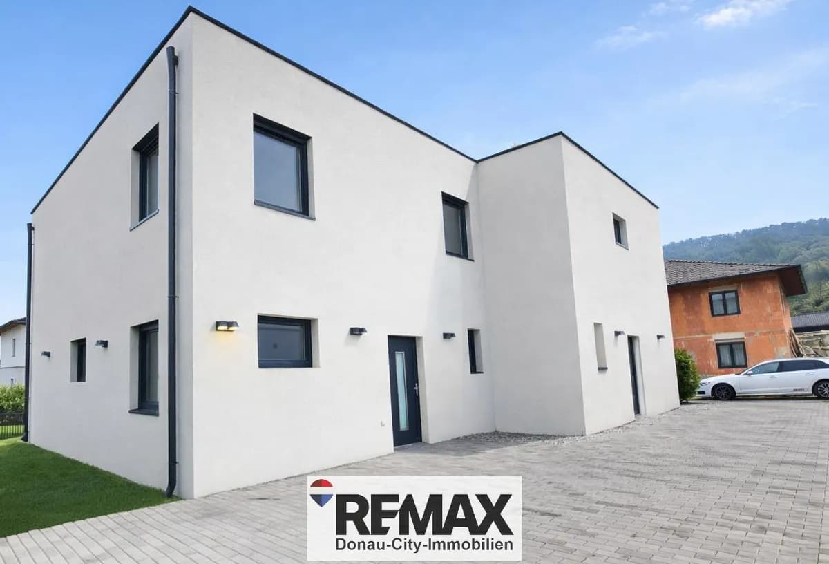6-Zimmer-Gewerbeimmobilie kaufen in Sankt Pölten Land – 150 m², € 399.000 – Bild 1 von 21