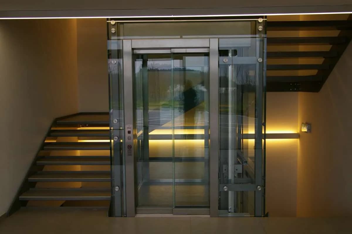 Gewerbeimmobilie mieten in Steyr – 300 m² – Bild 2 von 6