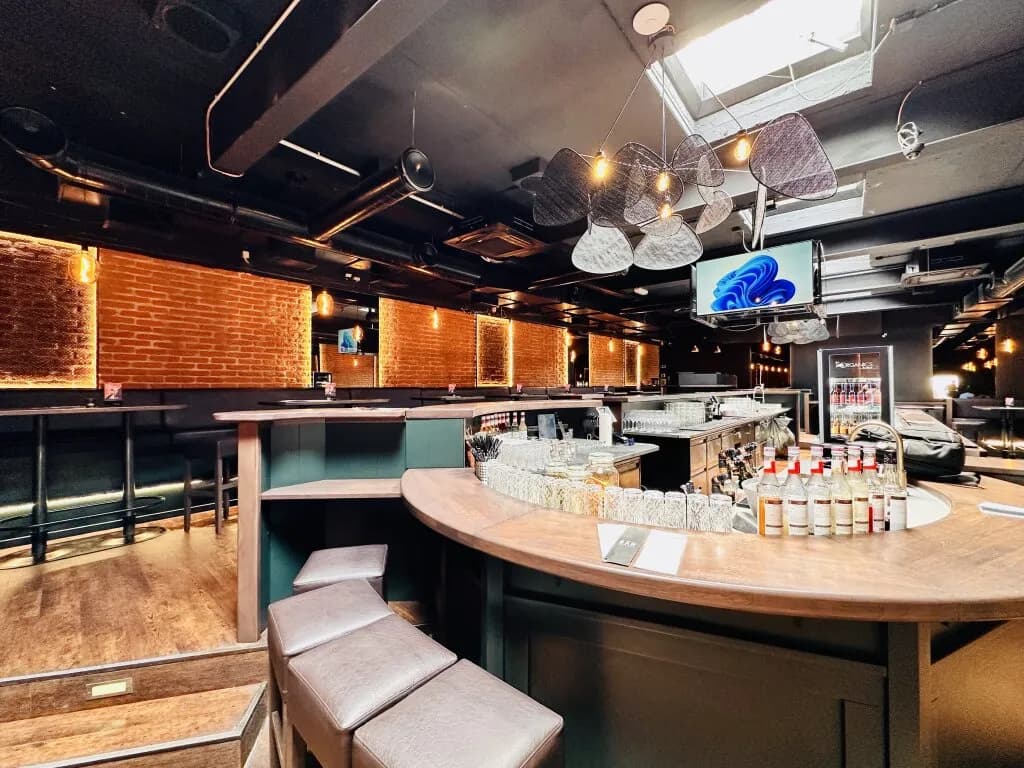 Gewerbeimmobilie kaufen in Wiener Neustadt – 197 m², € 180.000 – Bild 2 von 9
