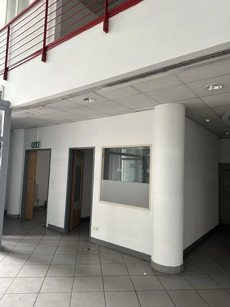 Gewerbeimmobilie mieten in Wien – 265 m², € 13