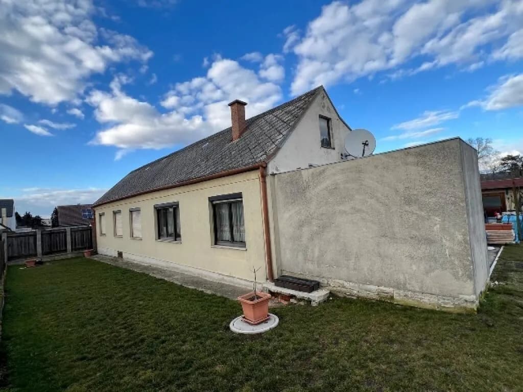 Grundstück kaufen in Bruck an der Leitha – 1 117 m², € 320.000 – Bild 2 von 13