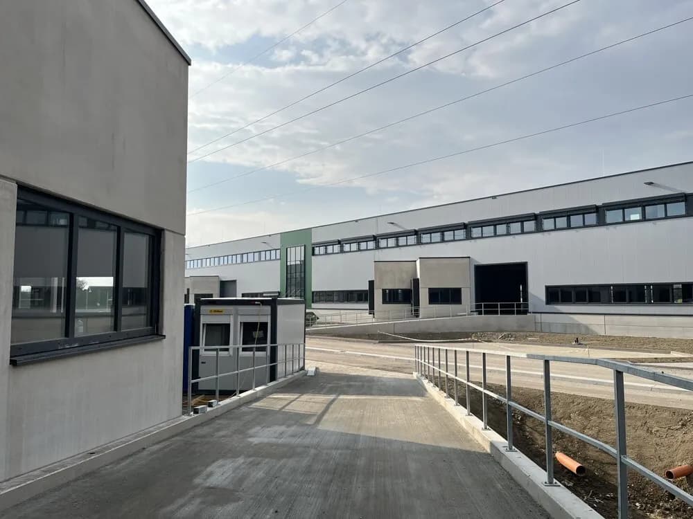 Gewerbeimmobilie mieten in Linz Land – 41 000 m² – Bild 9 von 14