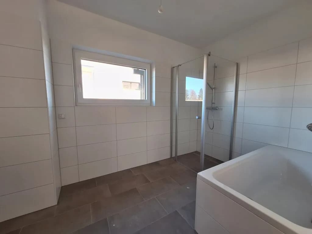 4-Zimmer-Wohnung kaufen in Ried im Innkreis – 82 m², € 423.000 – Bild 2 von 5