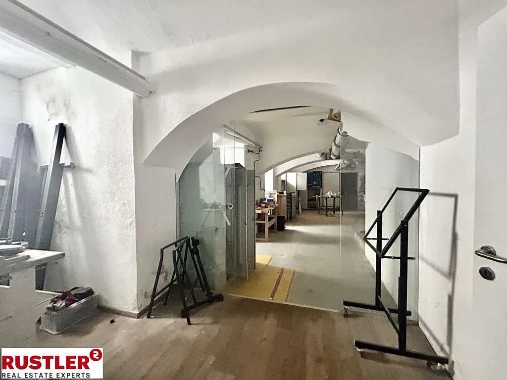 Gewerbeimmobilie kaufen in Wien – 359 m², € 749.000 – Bild 7 von 35