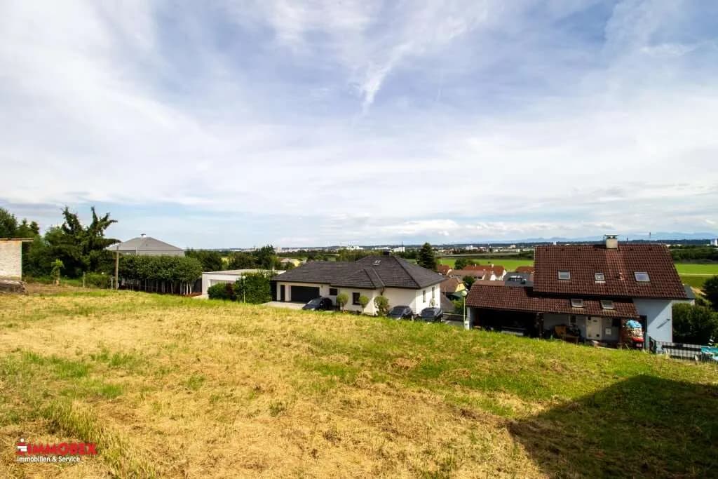 Grundstück kaufen in Wels – 1 294 m², € 370.000 – Bild 1 von 7
