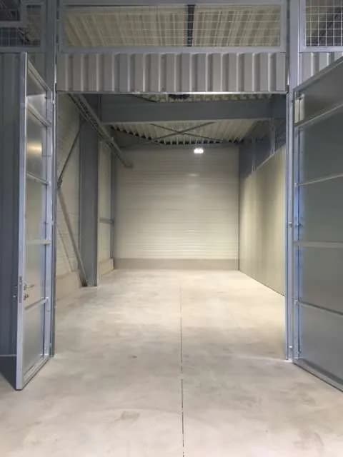 Gewerbeimmobilie mieten in Mödling – 80 m², € 879