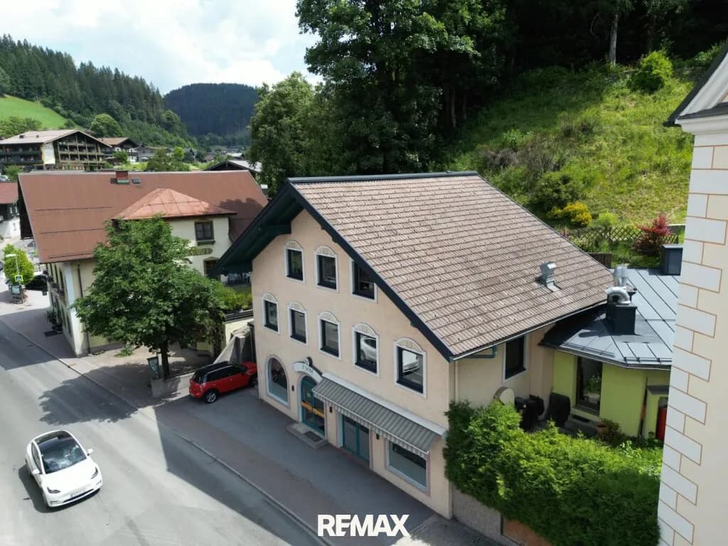 7-Zimmer-Gewerbeimmobilie kaufen in Sankt Johann im Pongau – 150 m², € 990.000 – Bild 2 von 14