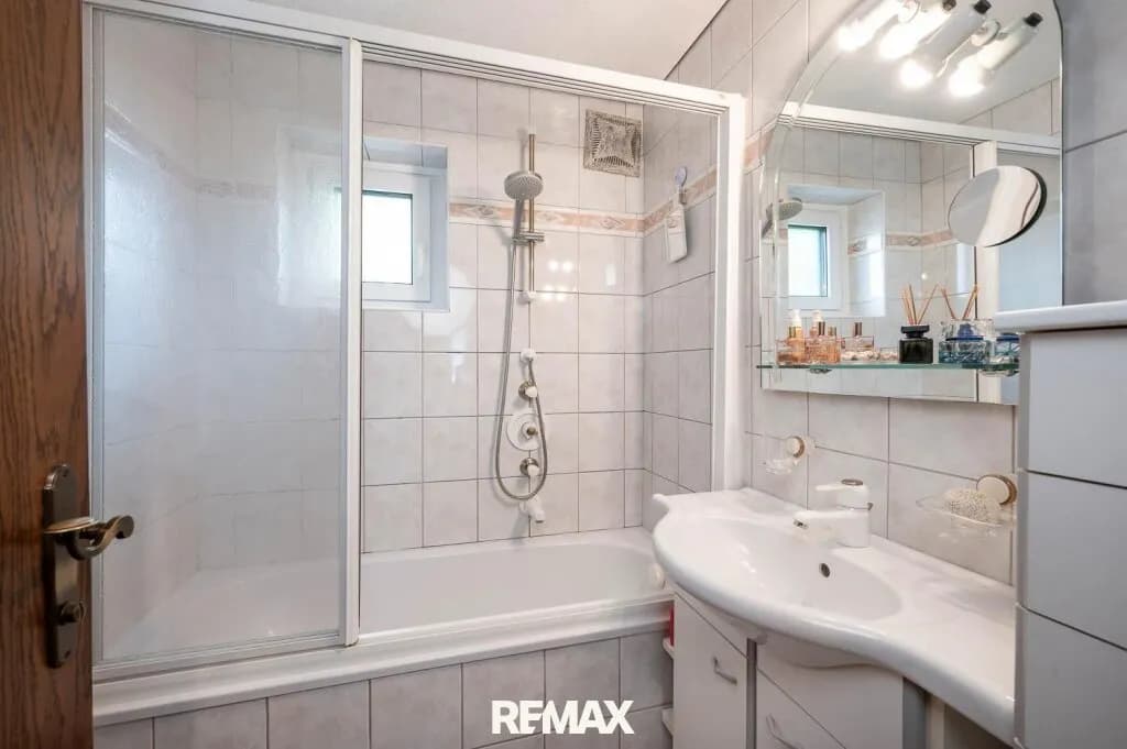 7-Zimmer-Gewerbeimmobilie kaufen in Sankt Johann im Pongau – 150 m², € 990.000 – Bild 12 von 14