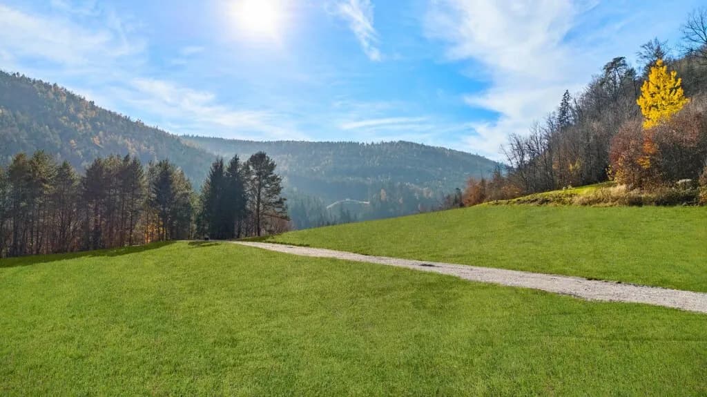 Grundstück kaufen in Graz-Umgebung – 5 438 m², € 1.177.000 – Bild 1 von 31