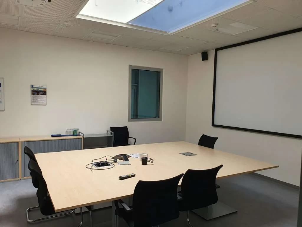 3-Zimmer-Gewerbeimmobilie mieten in Steyr – 768 m², € 5.900 – Bild 10 von 12