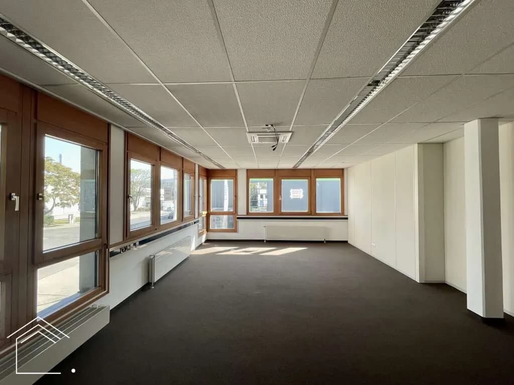 Gewerbeimmobilie mieten in Wien – 878,03 m², € 12.292 – Bild 1 von 35