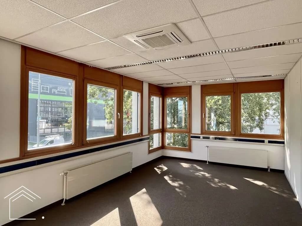 Gewerbeimmobilie mieten in Wien – 878,03 m², € 12.292 – Bild 8 von 35