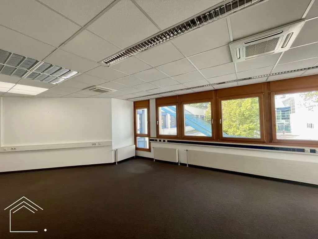 Gewerbeimmobilie mieten in Wien – 878,03 m², € 12.292 – Bild 13 von 35