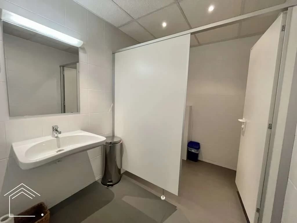 Gewerbeimmobilie mieten in Wien – 878,03 m², € 12.292 – Bild 16 von 35