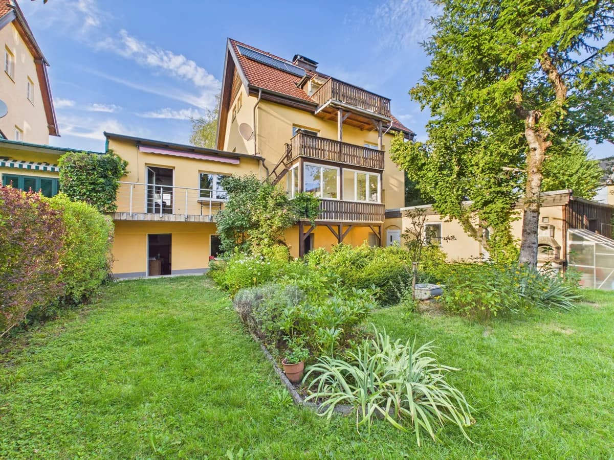 6-Zimmer-Haus kaufen in Salzburg Stadt – 214 m², € 1.250.000 – Bild 1 von 26