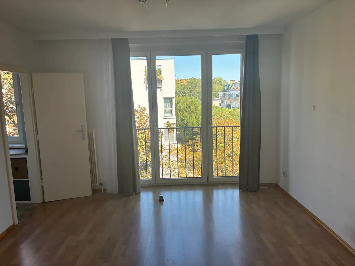 1-Zimmer-Wohnung mieten in Wien – 30 m², € 695 – Bild 1 von 11