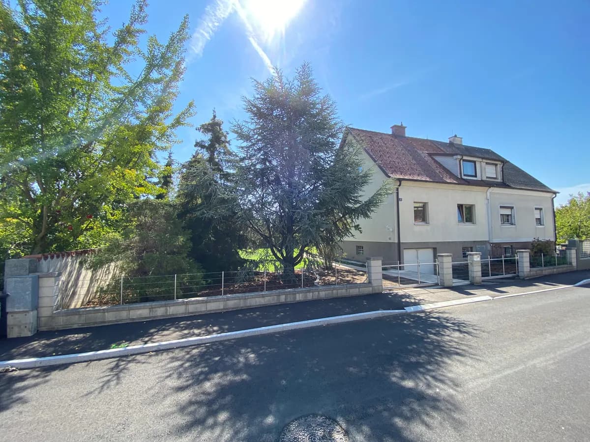 Haus mieten in Wiener Neustadt – 120 m², € 1.800 – Bild 1 von 15