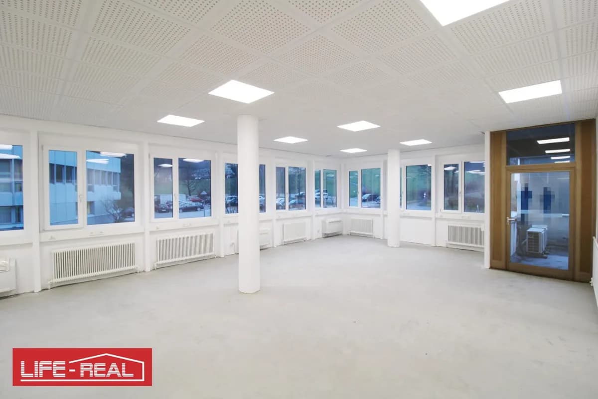 2-Zimmer-Gewerbeimmobilie mieten in Linz – 139 m², € 2.139 – Bild 3 von 13
