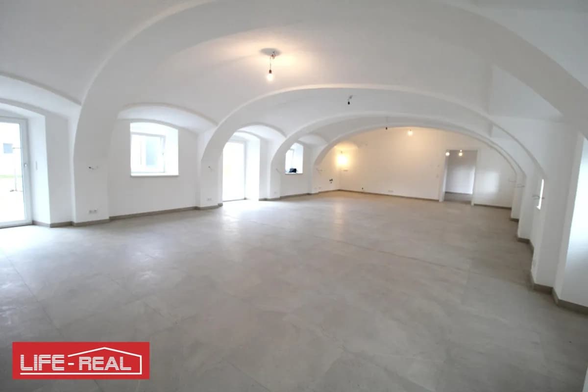 2-Zimmer-Gewerbeimmobilie mieten in Eferding – 123 m², € 833 – Bild 5 von 13