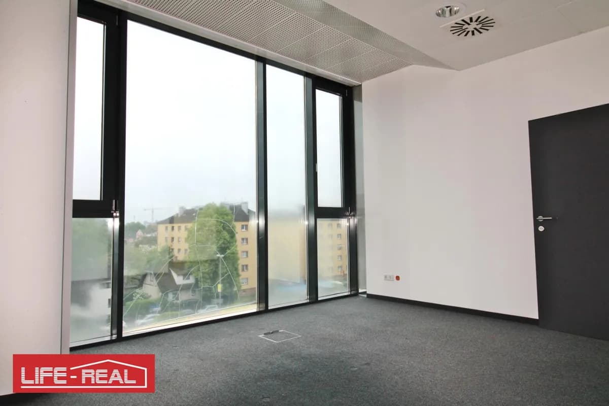 Gewerbeimmobilie mieten in Linz – 979 m², € 16.219 – Bild 9 von 54