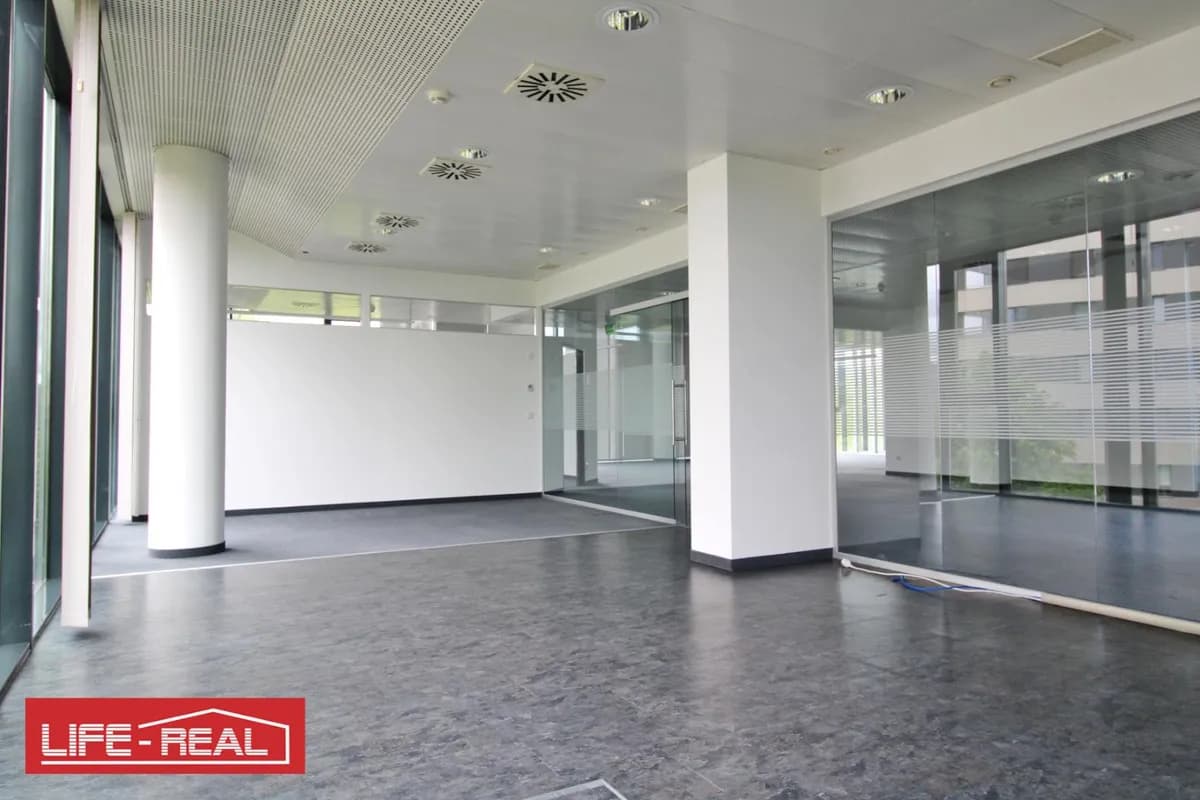 Gewerbeimmobilie mieten in Linz – 979 m², € 16.219 – Bild 33 von 54