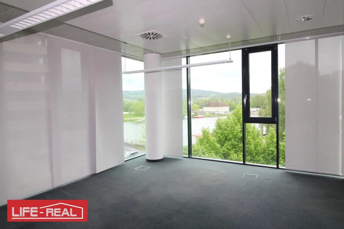 Gewerbeimmobilie mieten in Linz – 979 m², € 16.219 – Bild 36 von 54