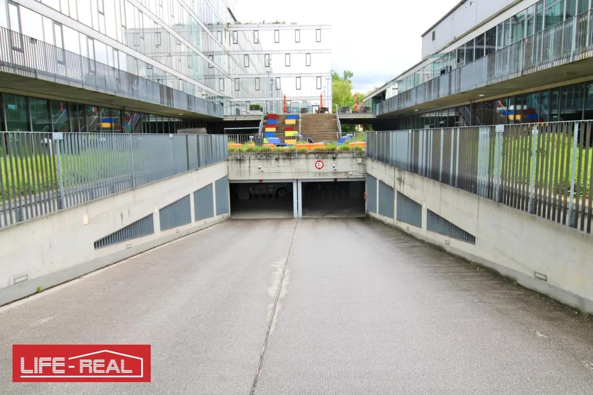 Gewerbeimmobilie mieten in Linz – 979 m², € 16.219 – Bild 50 von 54