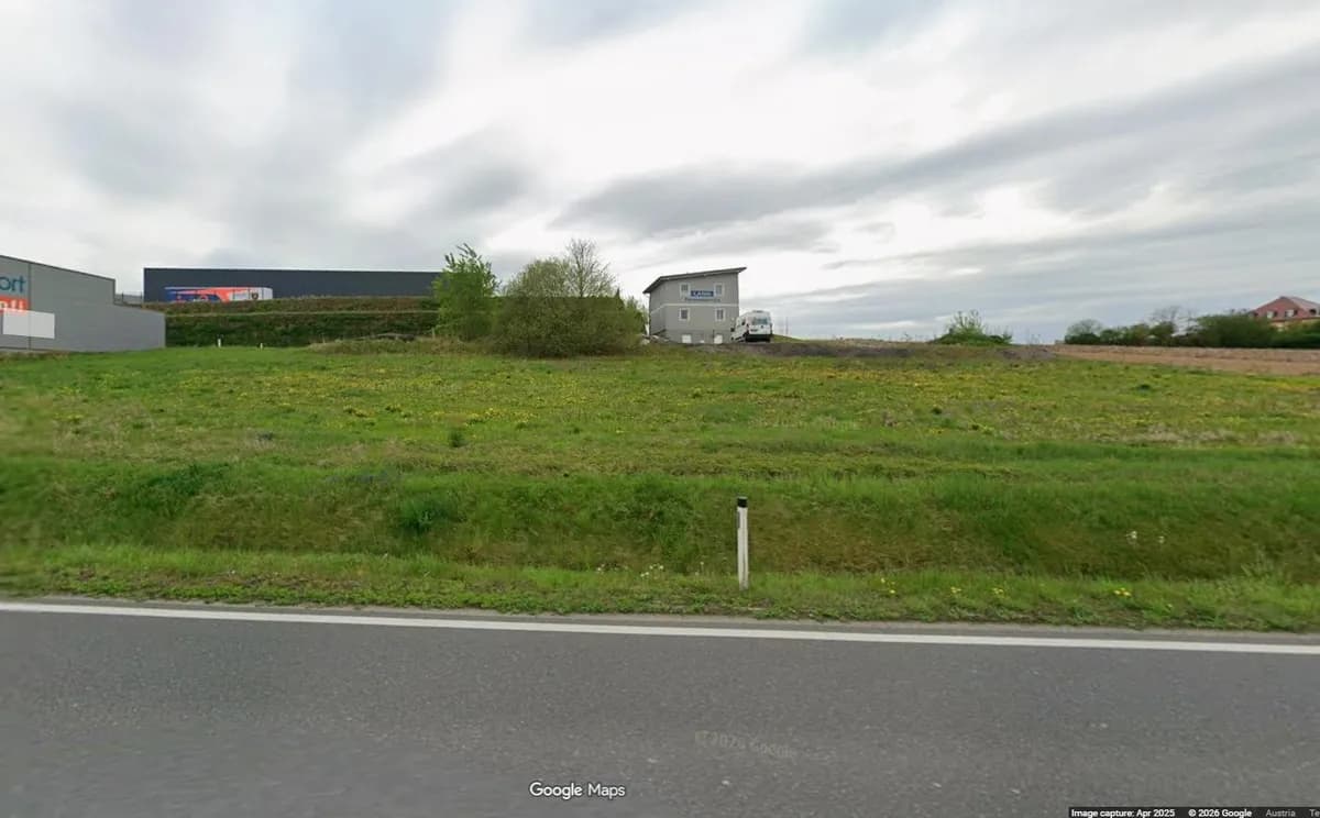 Grundstück mieten in Steyr-Land – 3 492 m², € 3.352 – Bild 1 von 4