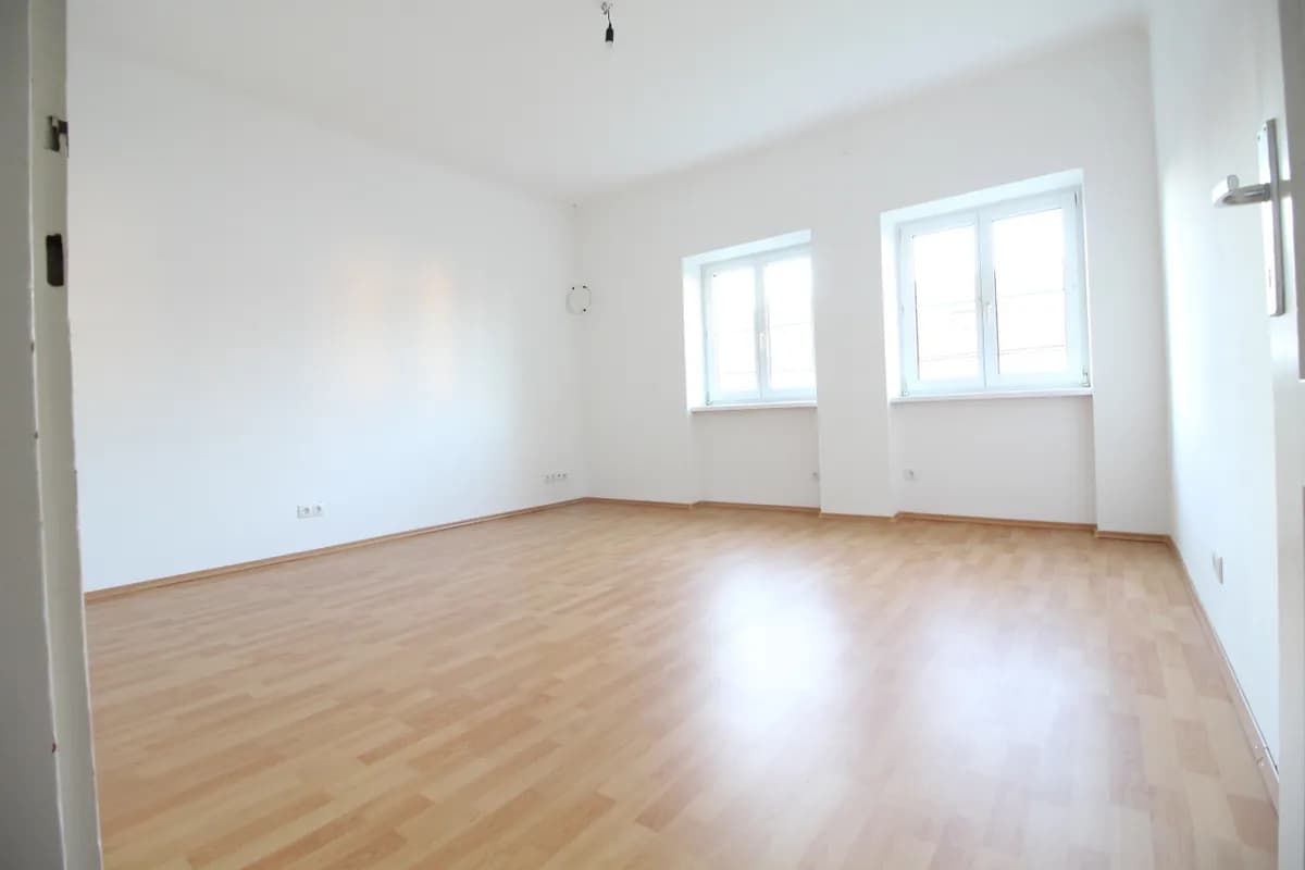 Gewerbeimmobilie kaufen in Oberpullendorf – 490 m², € 495.000 – Bild 1 von 14
