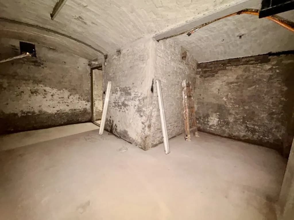 1-Zimmer-Gewerbeimmobilie mieten in Wien – 102 m², € 1.580 – Bild 20 von 23