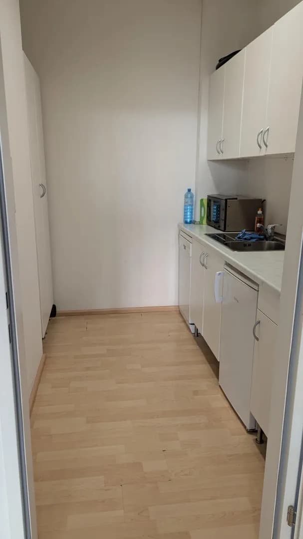 6-Zimmer-Gewerbeimmobilie mieten in Wels – 153 m² – Bild 17 von 19